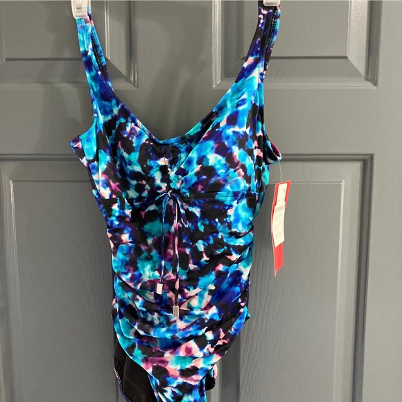 Magicsuit Ultra Violet Yasmin One-Piece 8 NWt's Swimsuit - Picture 2 of 8